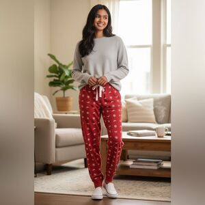 NWOT Women’s Red Snowflake Pajama Pants Elastic Waist Lounge Pants - Size XS